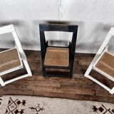 Series of 3 chairs