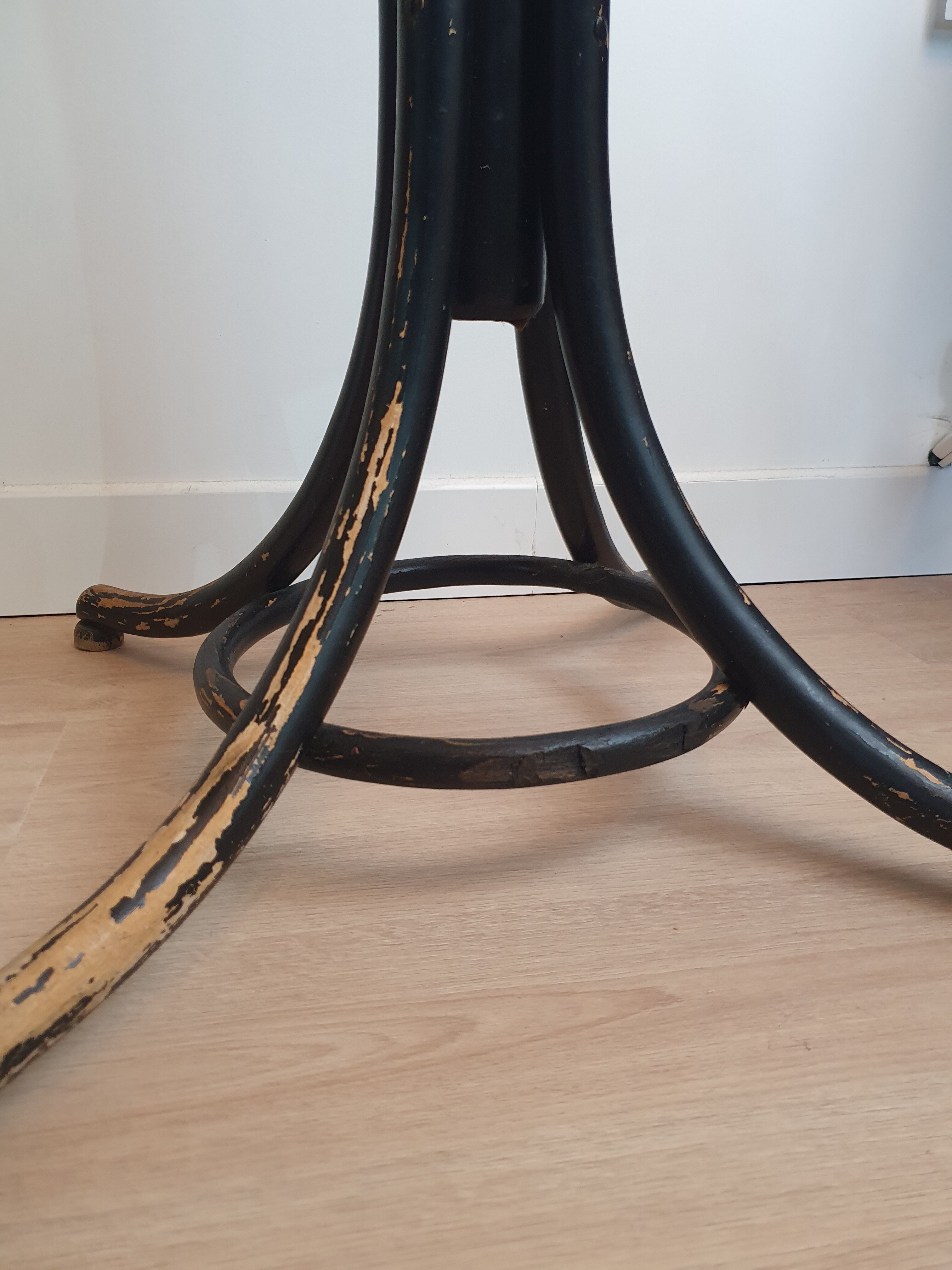 Coat rack parrot Thonet, curved wood 1930 - 40