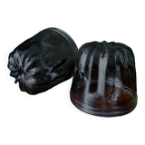 Paire d'anciens moules cannelés en verre. Moules à kouglof / Moules à confitures