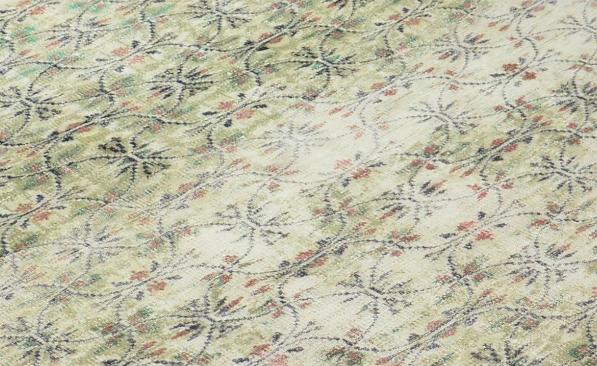 One-of-a-kind turkish handwoven vintage rug - rustic vintage charm 281x 173