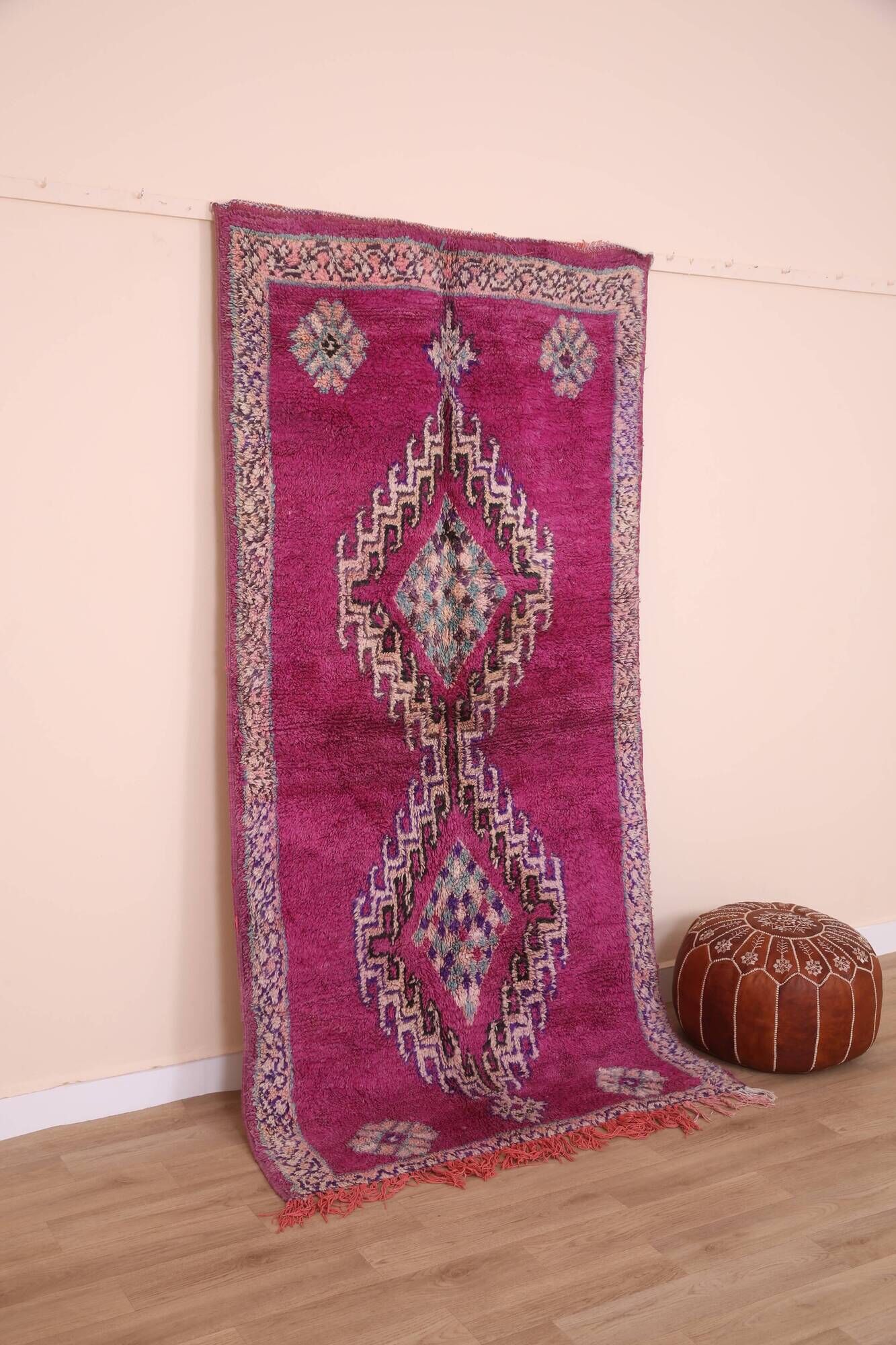 Purple vintage Moroccan Rug 116 x 234 cm, Berber Wool Rug Handmade, Old Rug