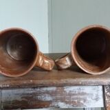 Enamelled stoneware mugs