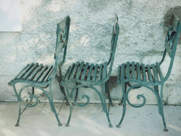 Salon de jardin 6 chaises dit de Vichy ? Art nouveau 1880 ?