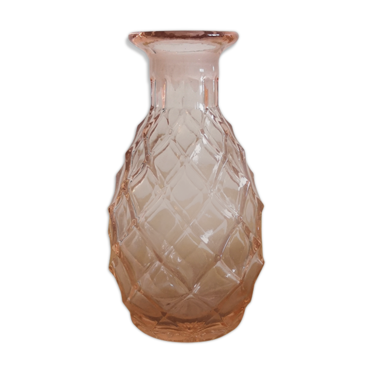 Vase en verre rose vintage