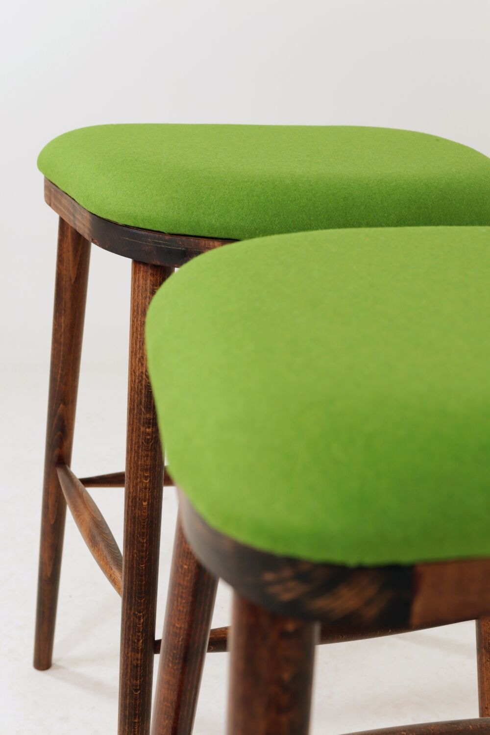 A pair of wood bar stools- Green premium wool - Rustic style/MCM