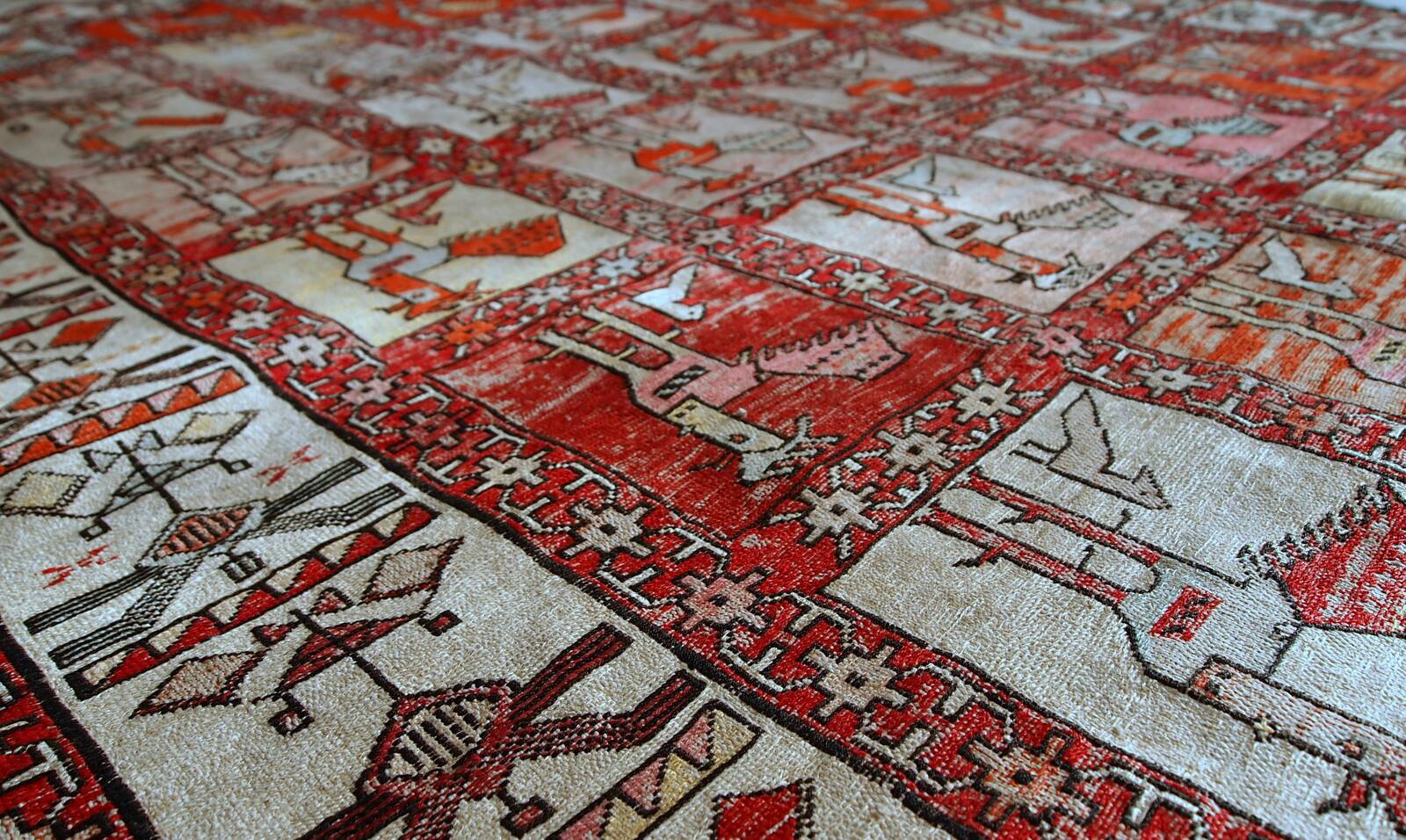 Kilim vintage fait main Sumak persan en soie artificielle 125cm x 183cm (19