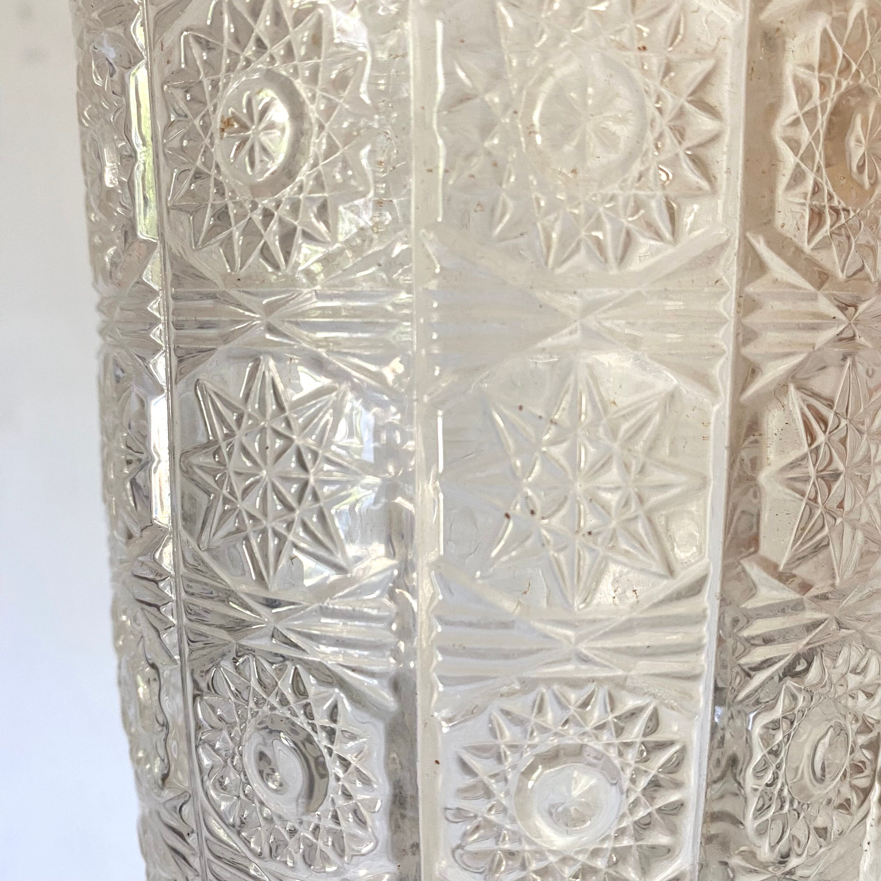 Pichet en verre moulé 23 cm
