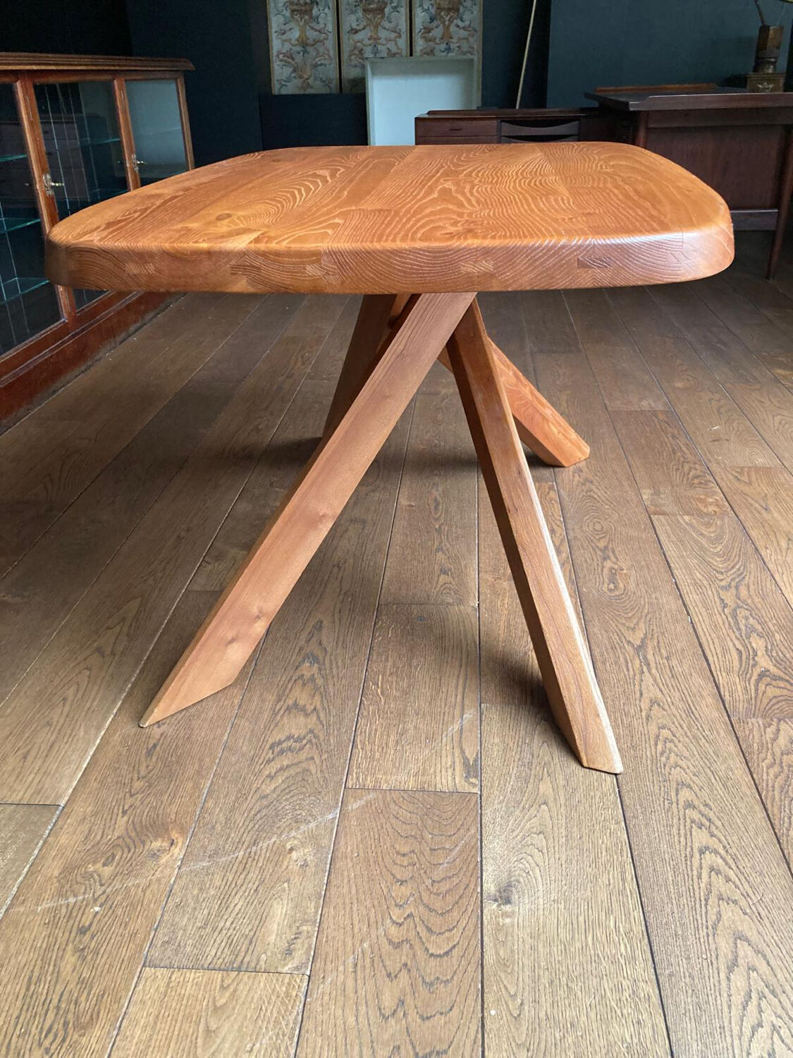 Chapo T35B Aban table