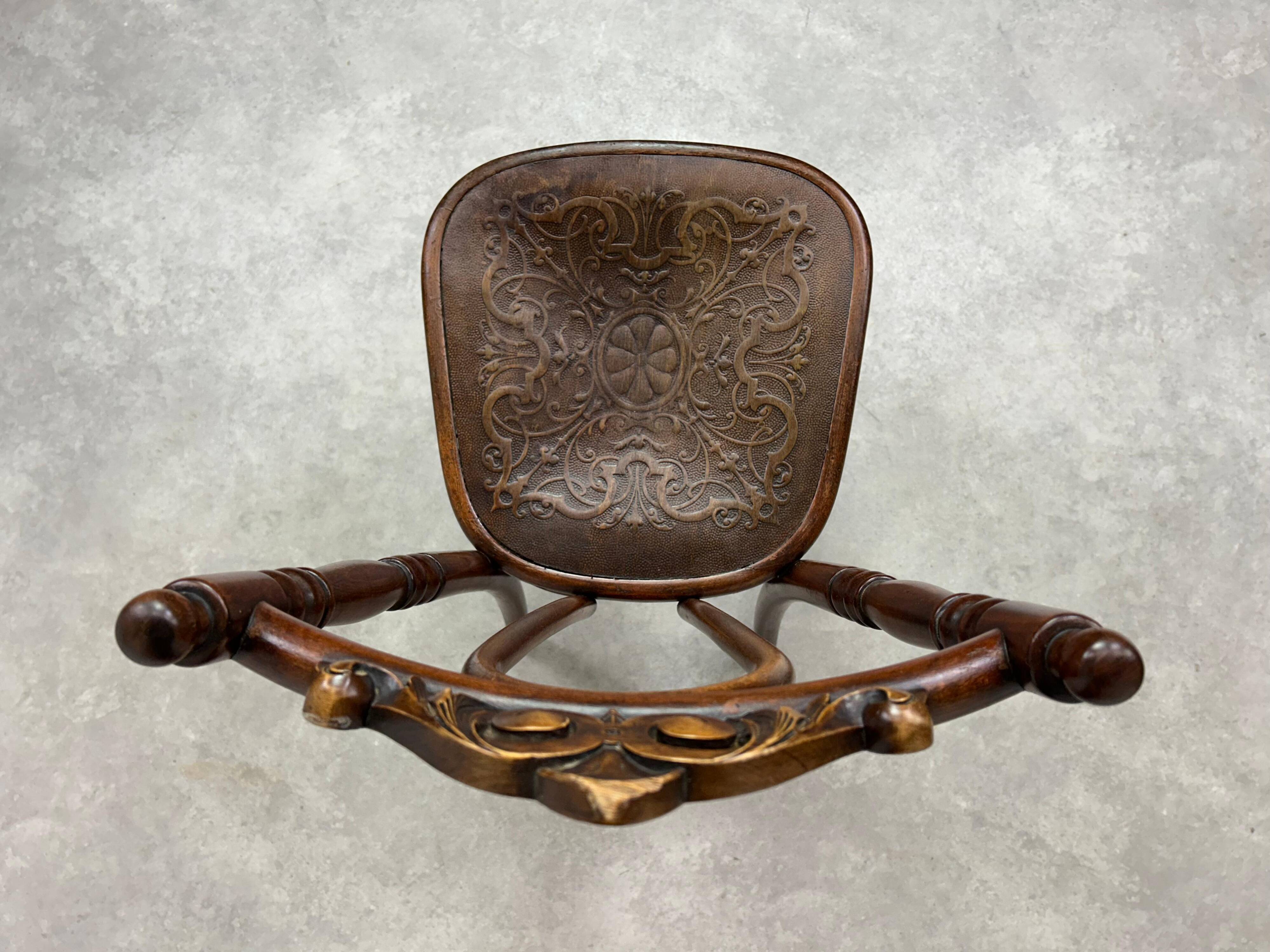 Bentwood dining chairs by Thonet Austria