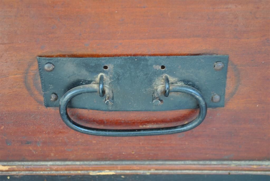 Dresser of epoch Louis XVI Walnut