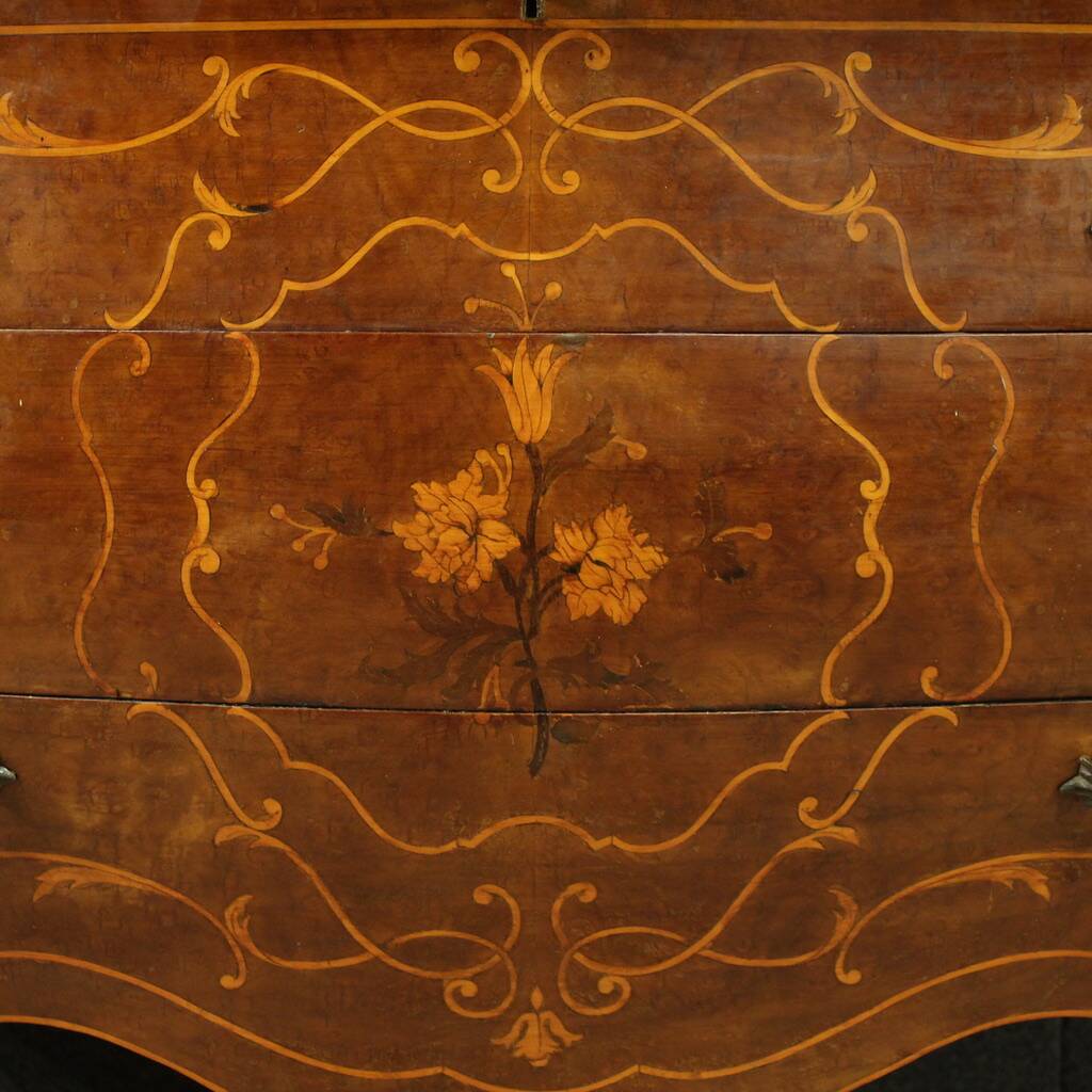 20th century Louis XV style chest of drawers