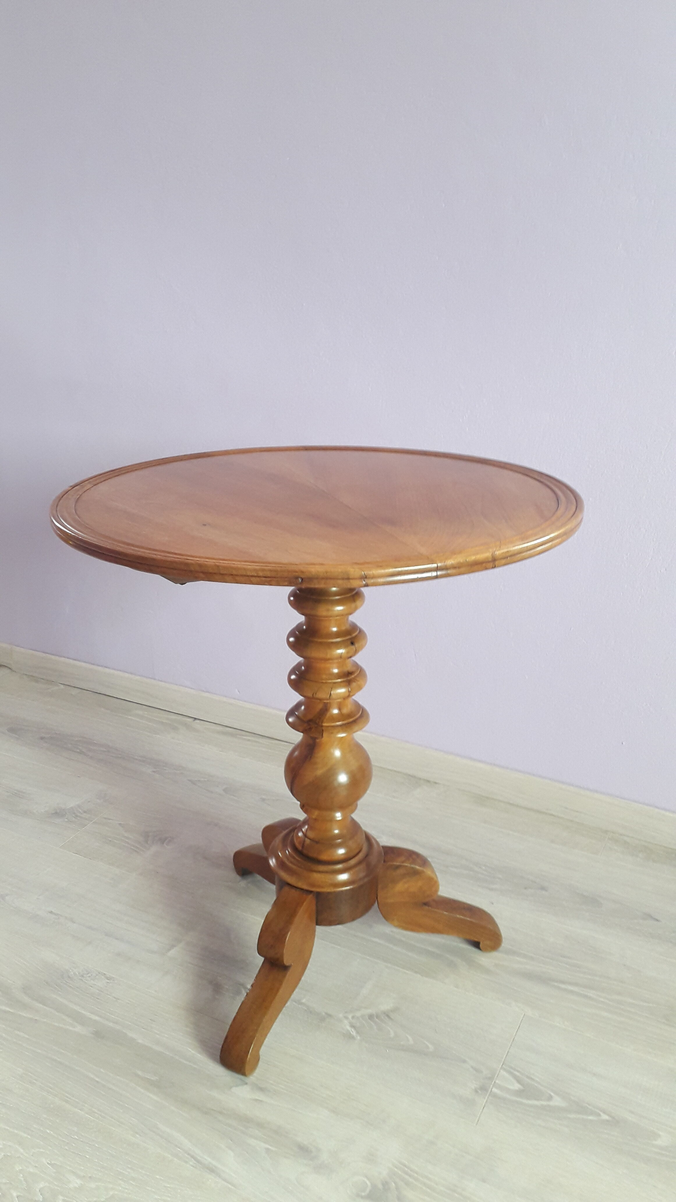 Louis Philippe period round healing