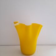 Handkerchief vase in satin yellow opaline