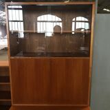 Scandinavian secretary