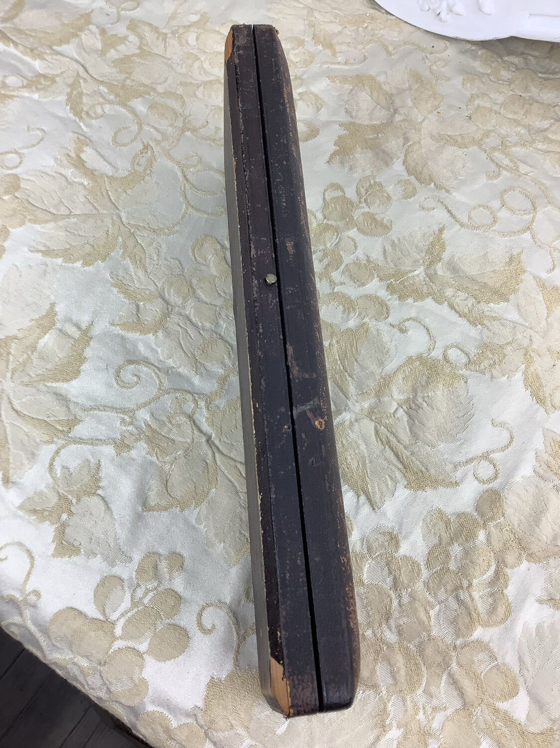 Antique fish service