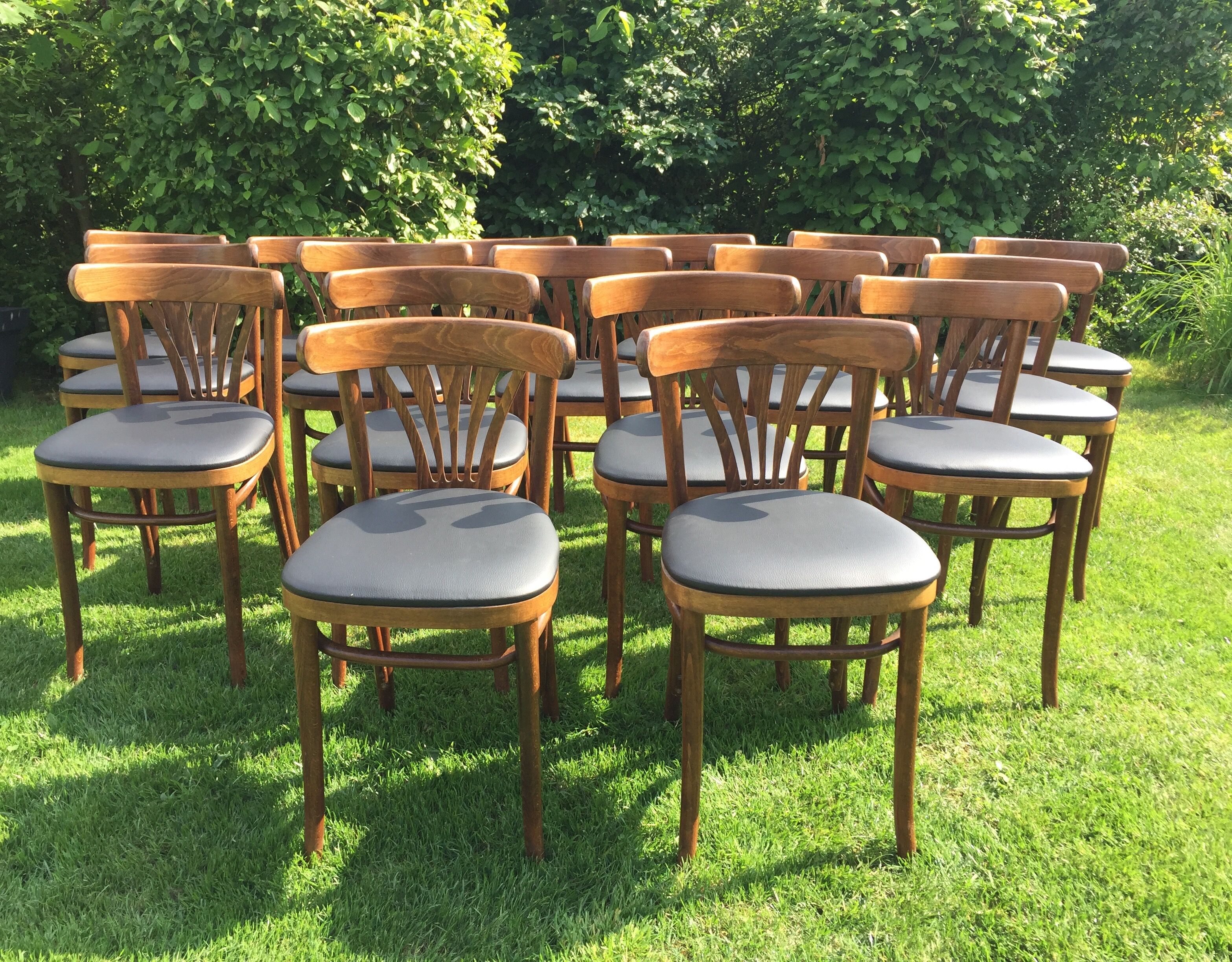 Lot of 16 chairs bistro