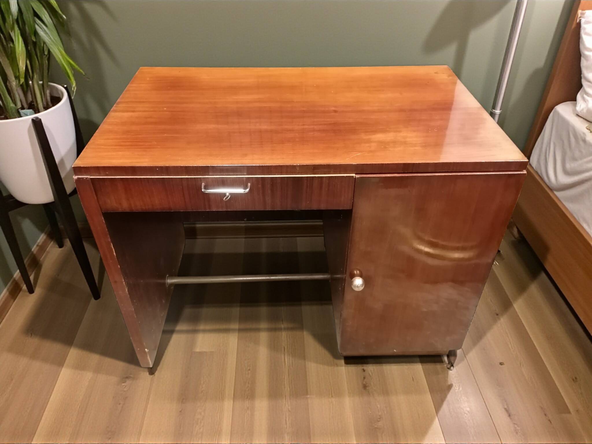 Rectangular veneered wooden desk in Art Deco style. 1930s-1940s.