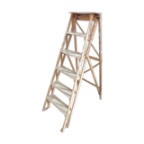 Former painter wooden stepladder