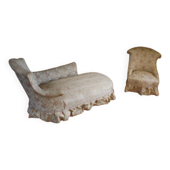 Napoleon III chaise longue and toad armchair set