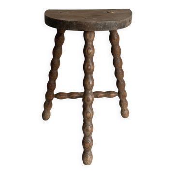 Tripod stool with turned wooden legs