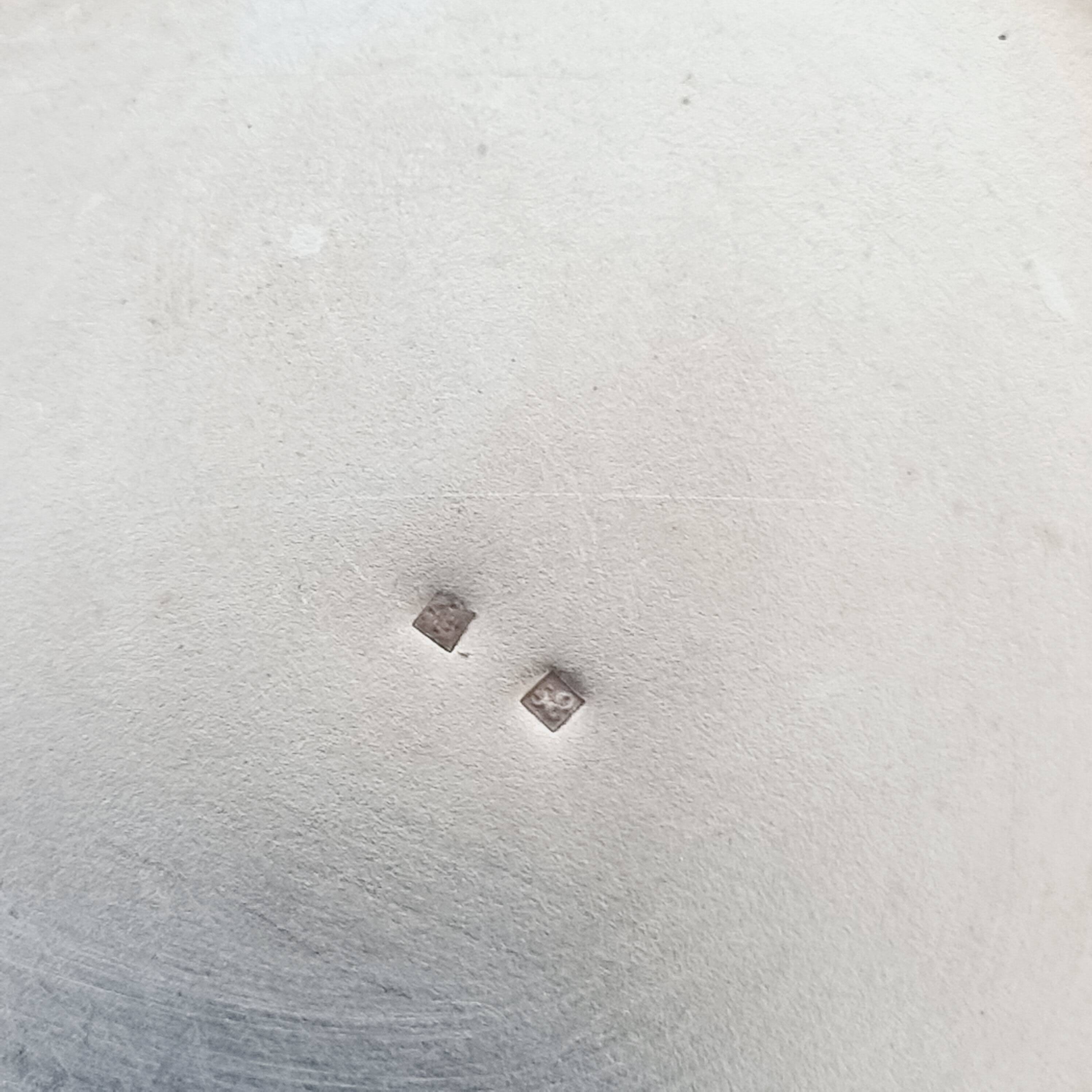 Sugar bowl, pot or cup with lid in Brushed Silver Metal 8Gr