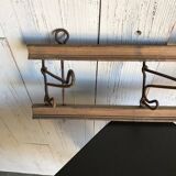 Porte-manteau mural antique en bois et fer marron, vers 1900, crochets pliants