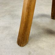Tabouret brutaliste bois massif déco chalet