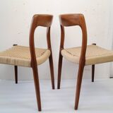 Niels Moller, chaises de salle à manger danoises  en bois et cordon papier