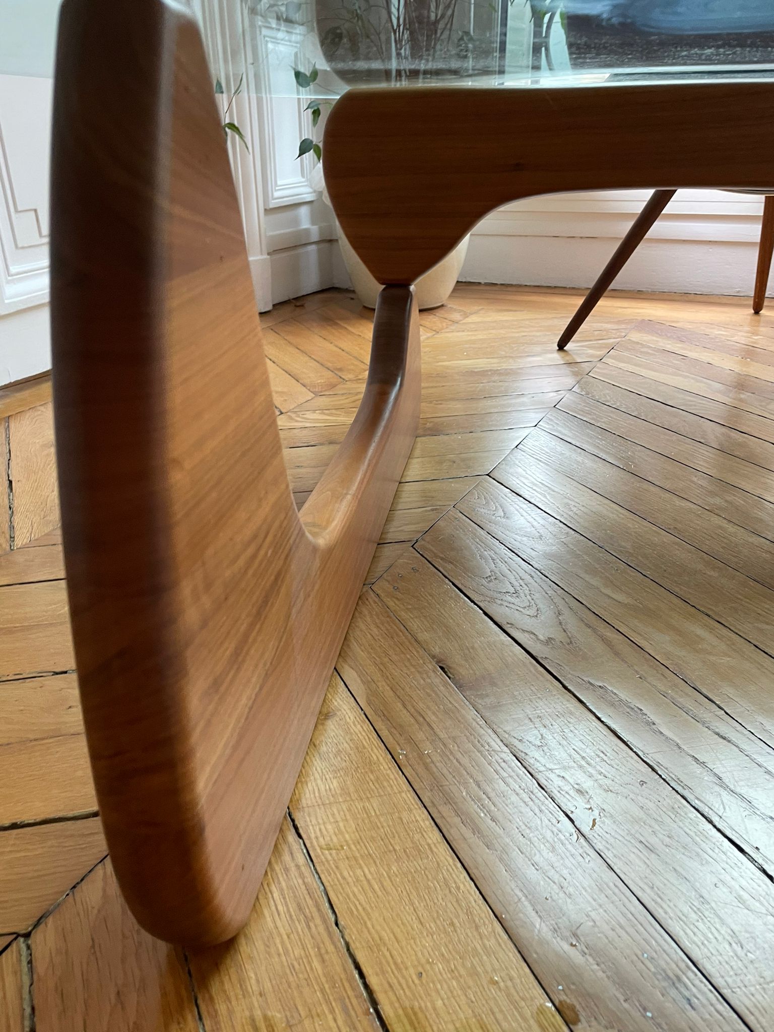 Coffee table by Isamu Noguchi for Vitra