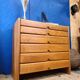 Commode vintage dans le goût de la maison regain