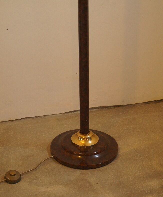 Lamppost design laitn 1970