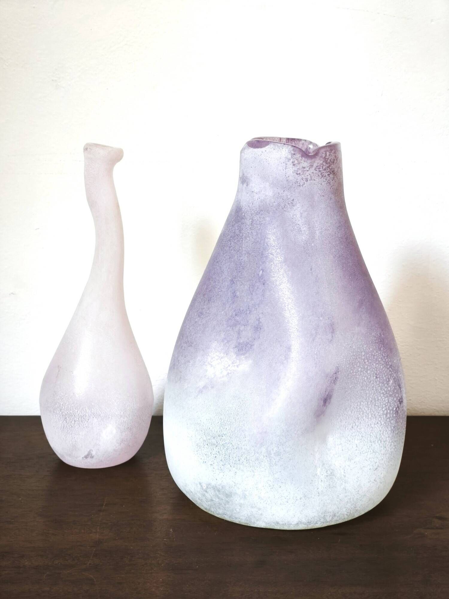 Satin-finished Italian art glass vase – Hand-blown glass, 20th century