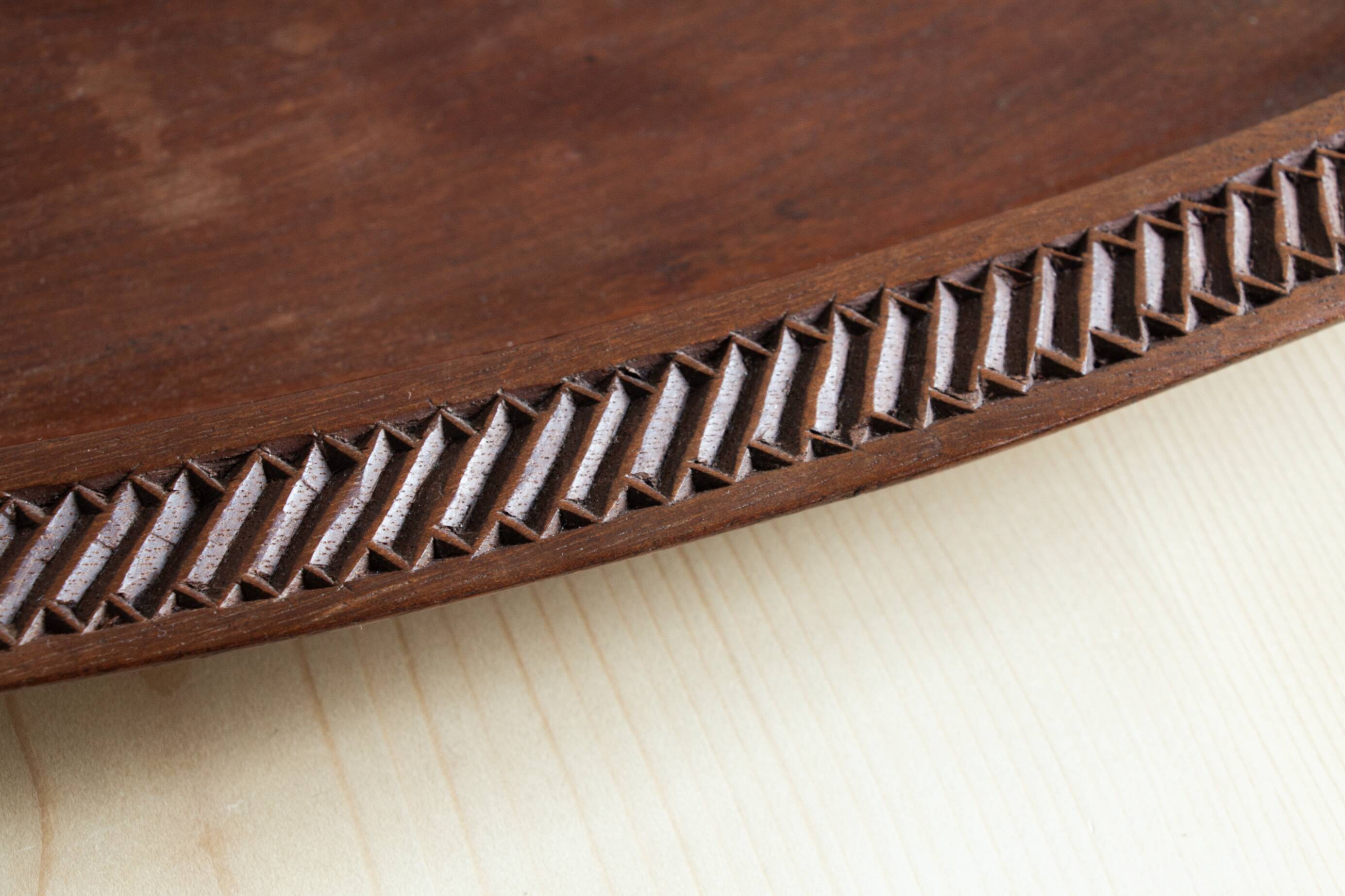 Large popular art dish