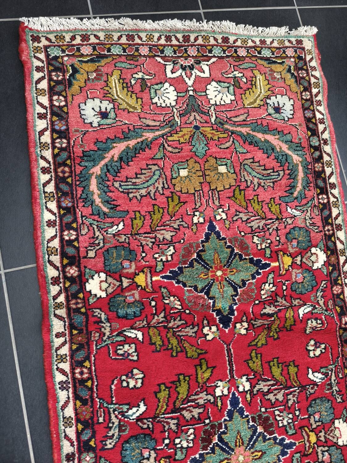 Malayer carpet