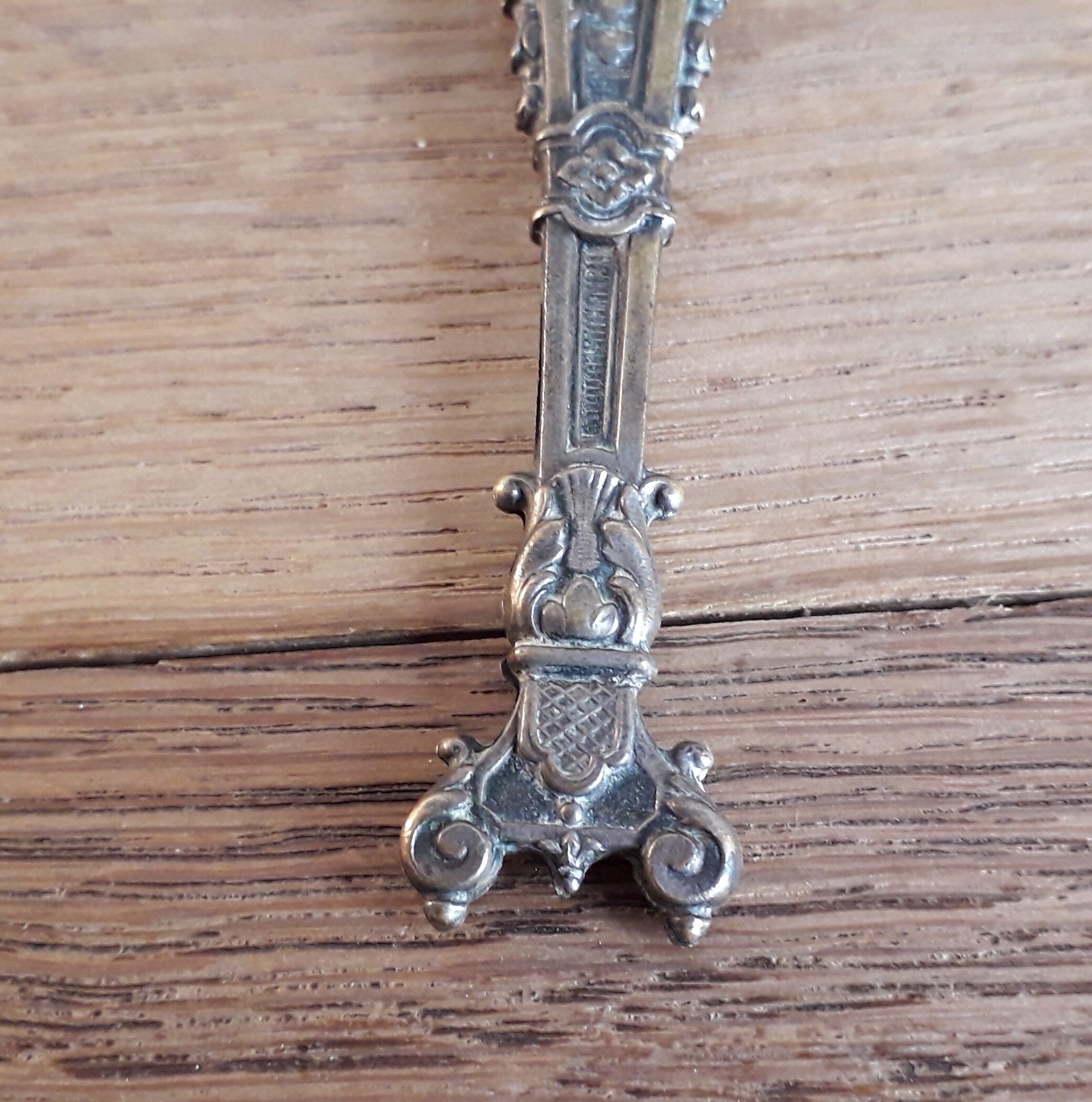 Old brass hand mirror - 25x12cm