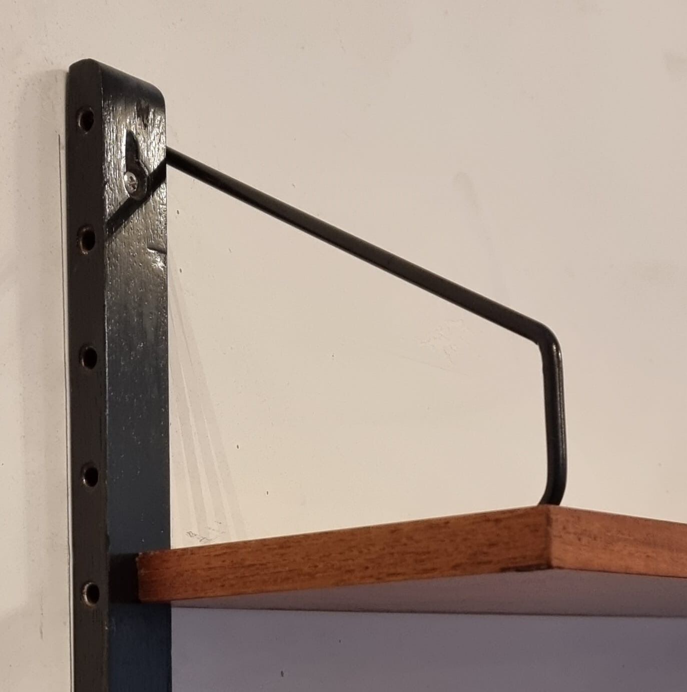 Système mural Cadovius