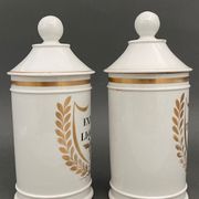 2 porcelain medicine jars nineteenth apothecary theriaca extr liquir