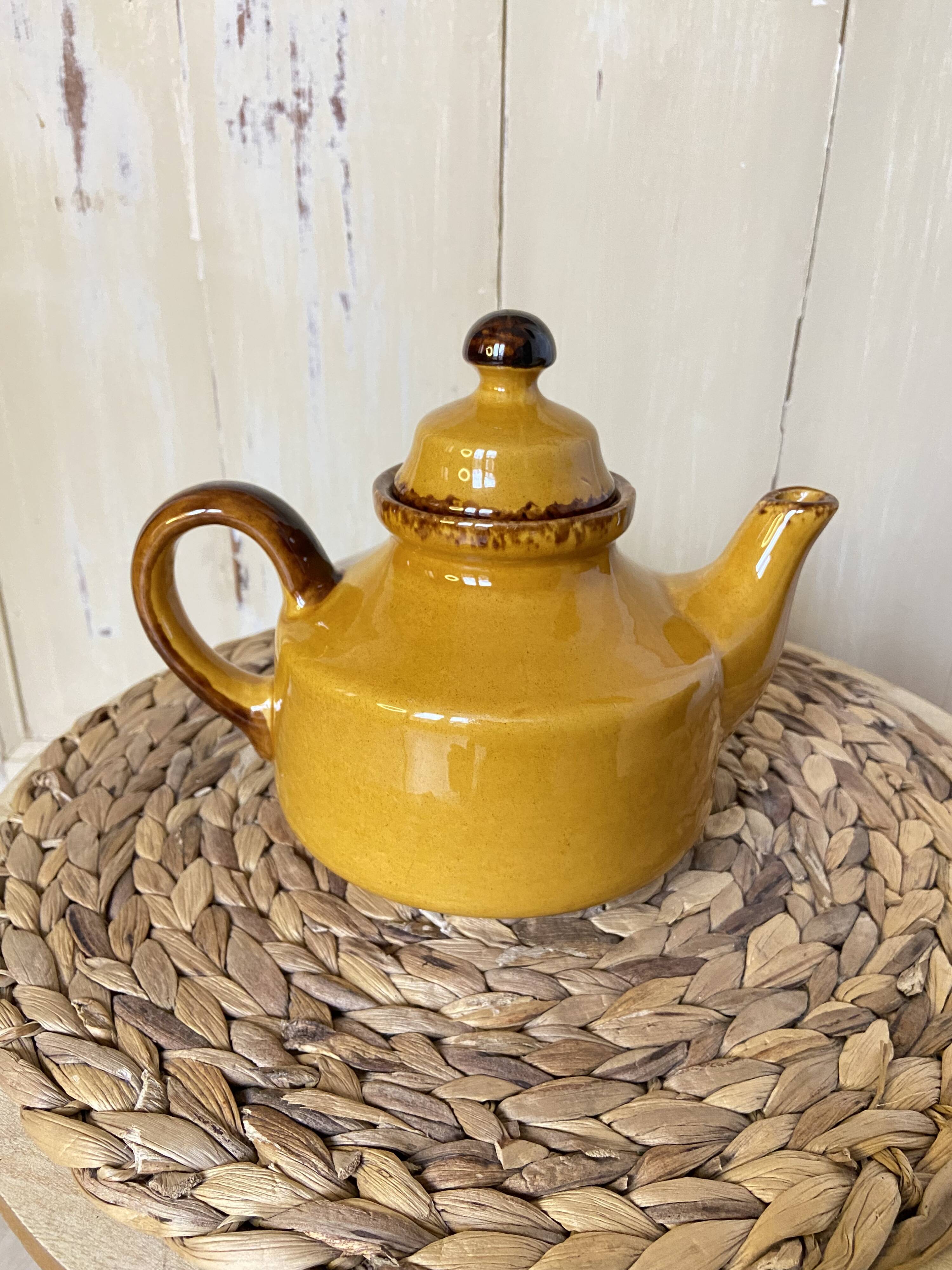 Vintage herbal teapot from the 60s