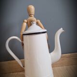 White enamelled coffee maker