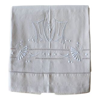 Drap ancien en métis brodé main