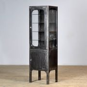 Cabinet médical vintage, années 1970
