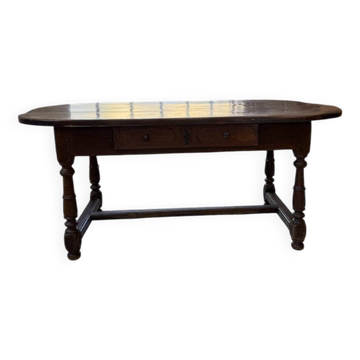 Table en chêne massif ovale, XIXème