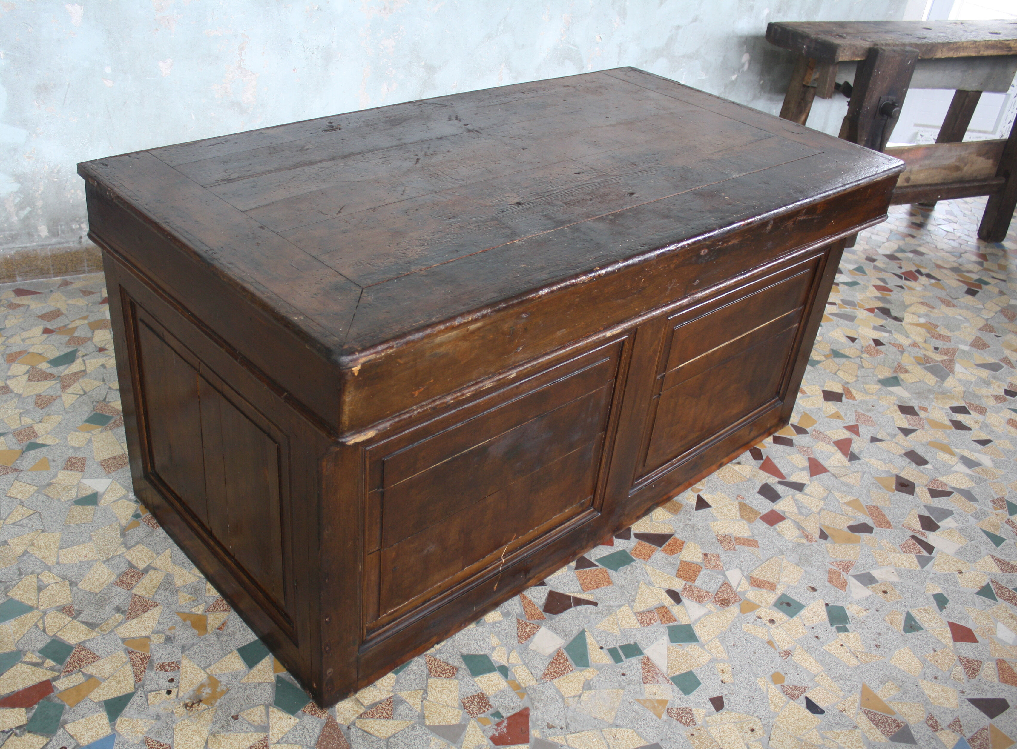 Former trade counter