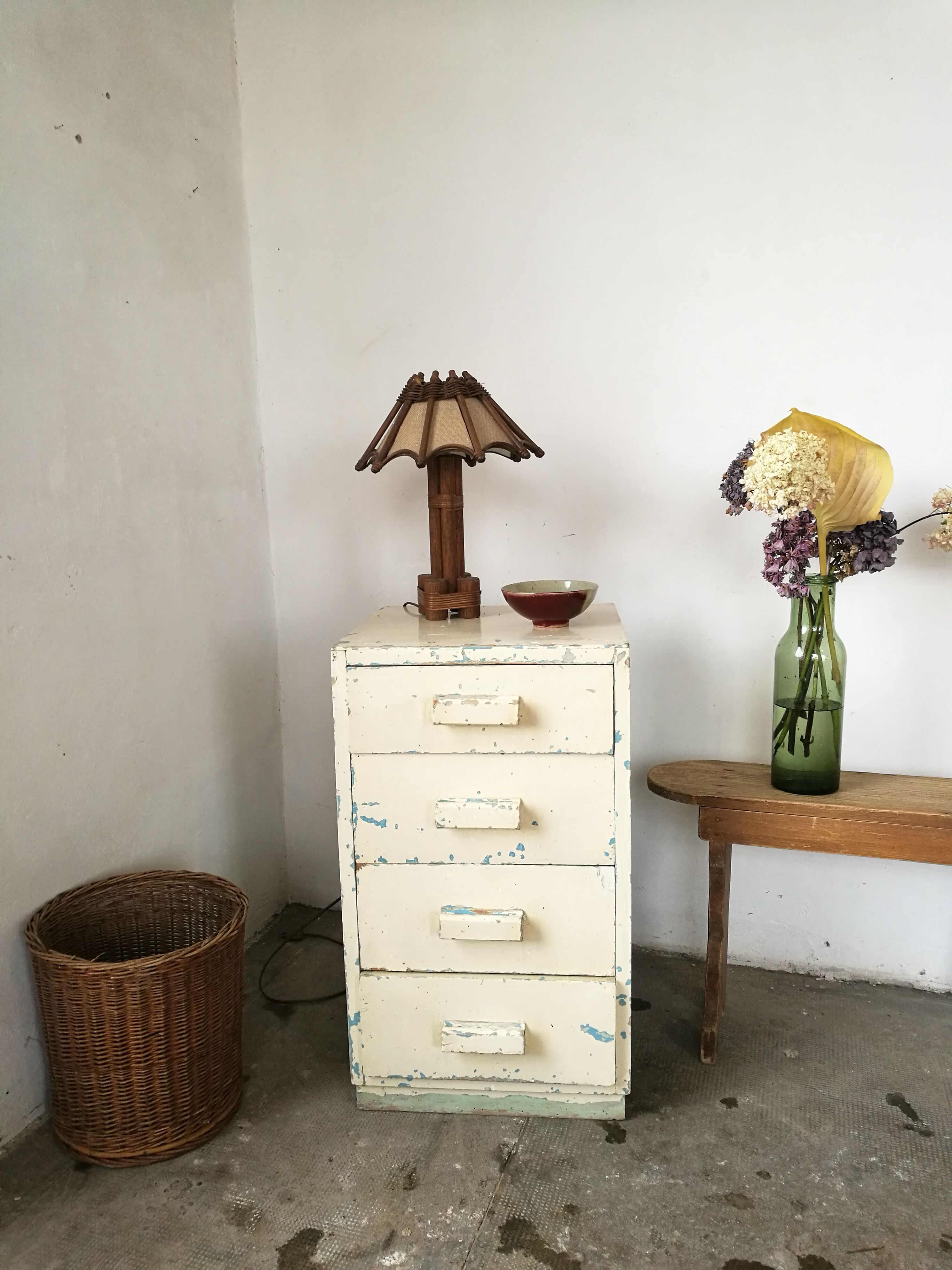 Workshop cabinet with drawers
