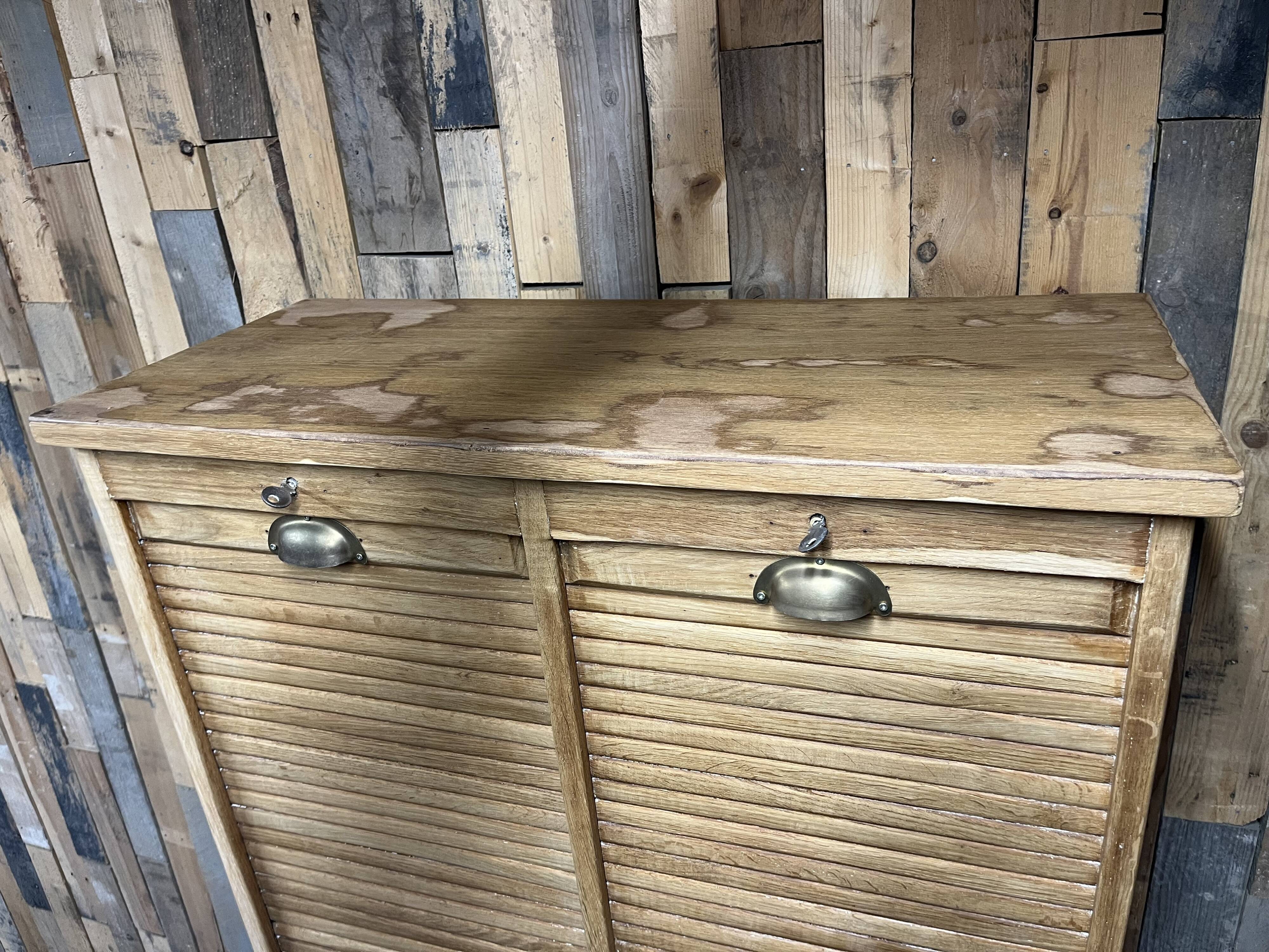 Meuble classeur à rideau double  chêne