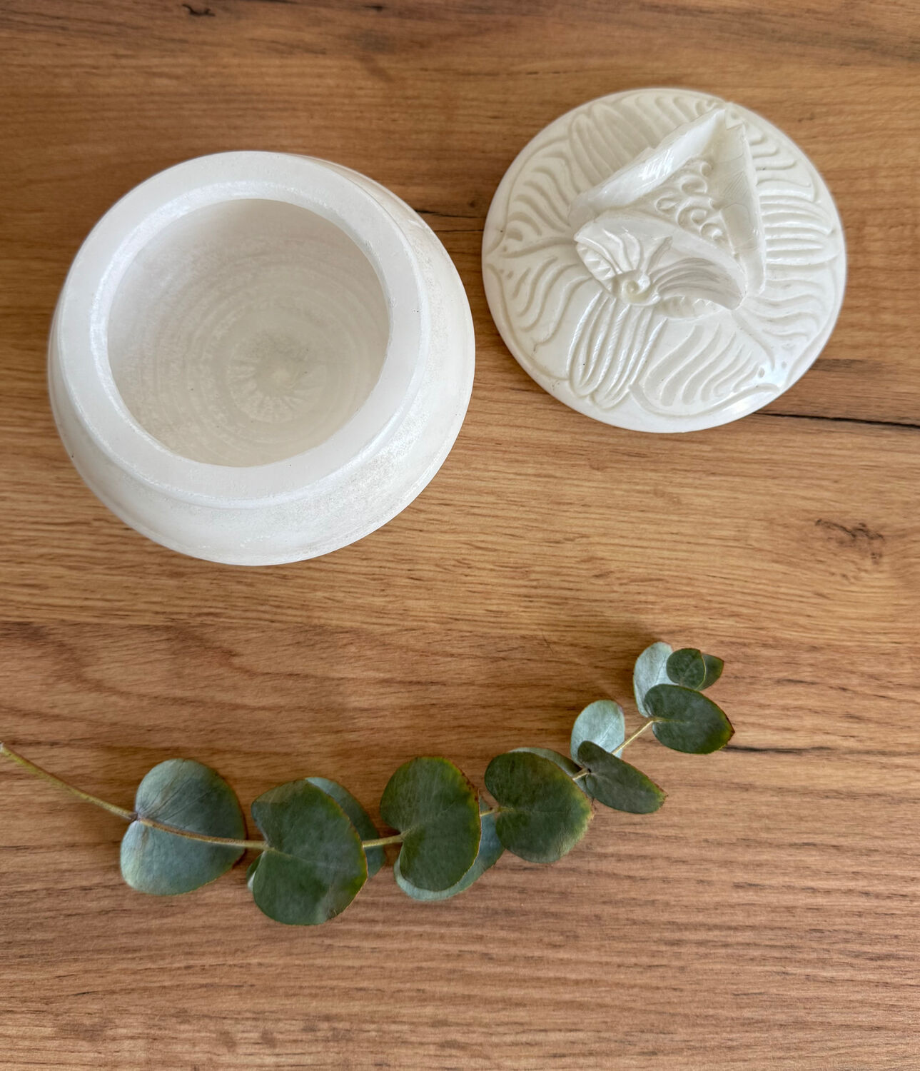 Vintage alabaster box