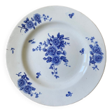 Plate with blue floral decoration KG Luneville
