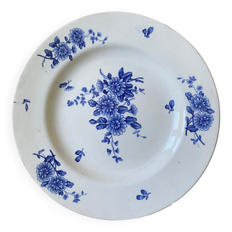 Plate with blue floral decoration KG Luneville