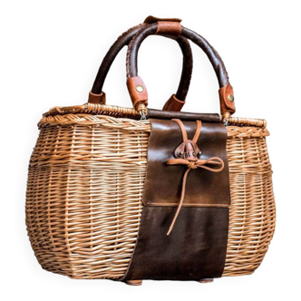 Handmade wicker and leather basket ideal decoration for your home