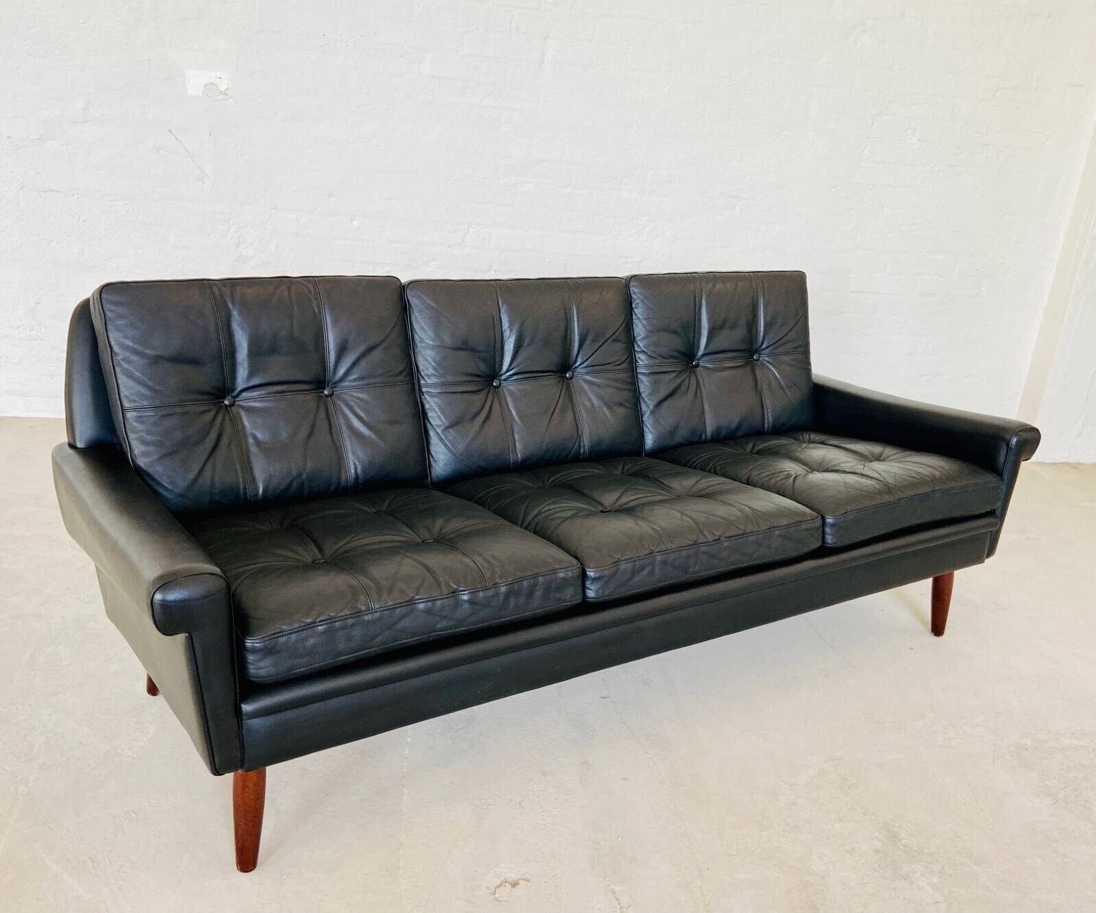 Vintage Danish retro Svend Skipper 3 person sofa in black leather 1960s